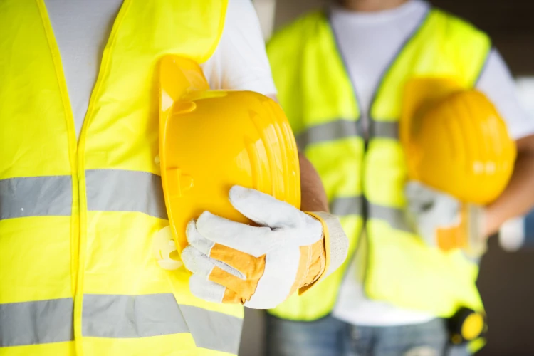 clases-ropa-alta-visibilidad ropa laboral alta visibilidad